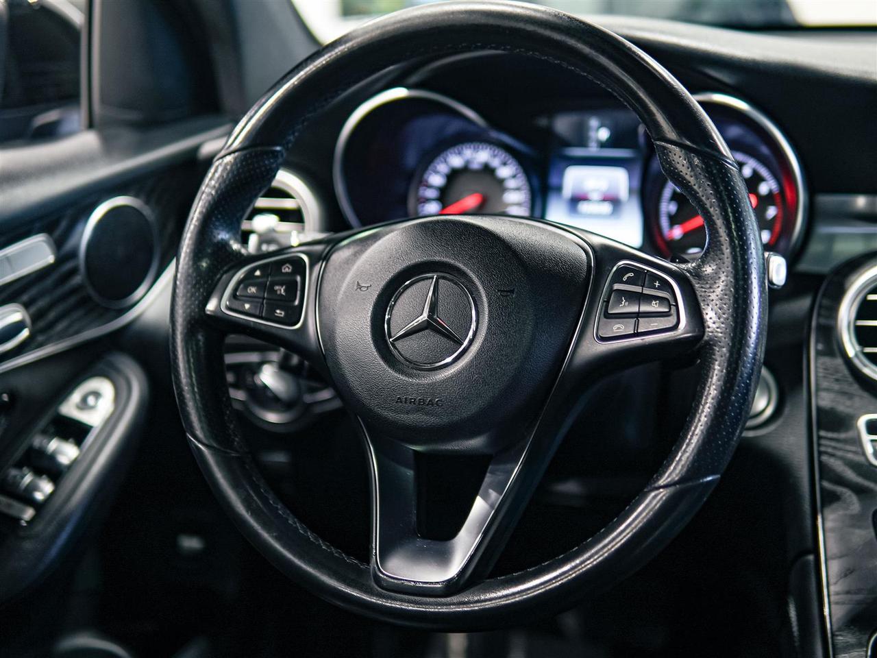 2018 Mercedes-Benz GLC 300 4MATIC | NO ACCIDENTS | 20 INCH RIMS | NAV | PANO | LTHR Photo