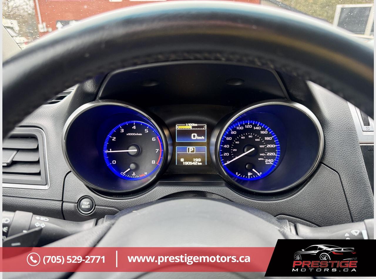 2015 Subaru Outback LIMITED Photo