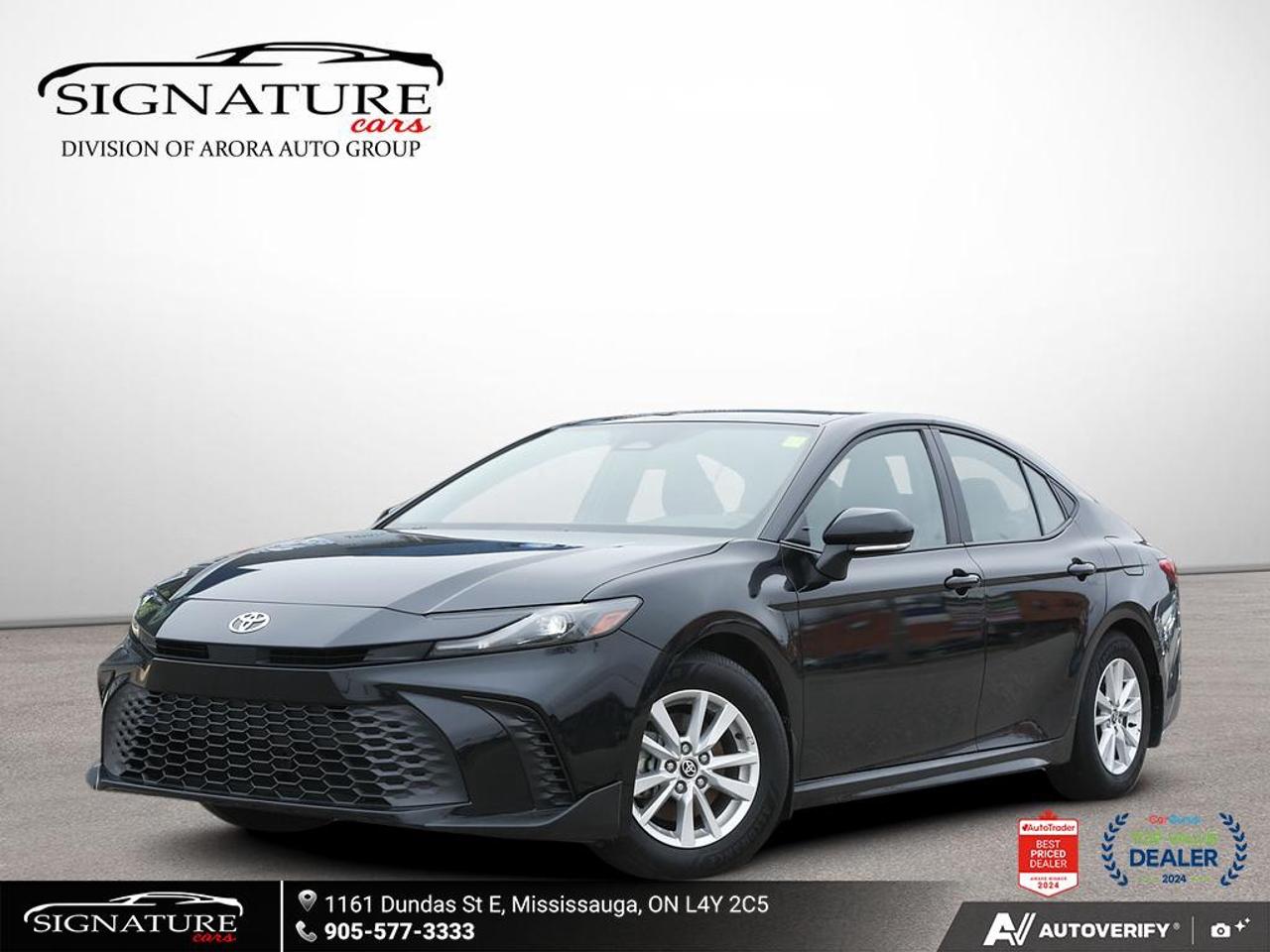 2025 Toyota Camry HYBRID SE No Accident Photo