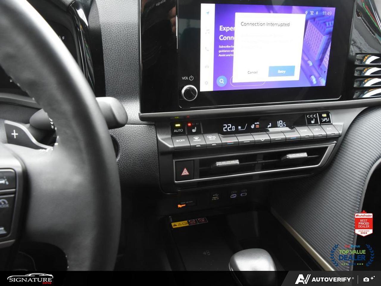 2025 Toyota Camry HYBRID SE No Accident Photo