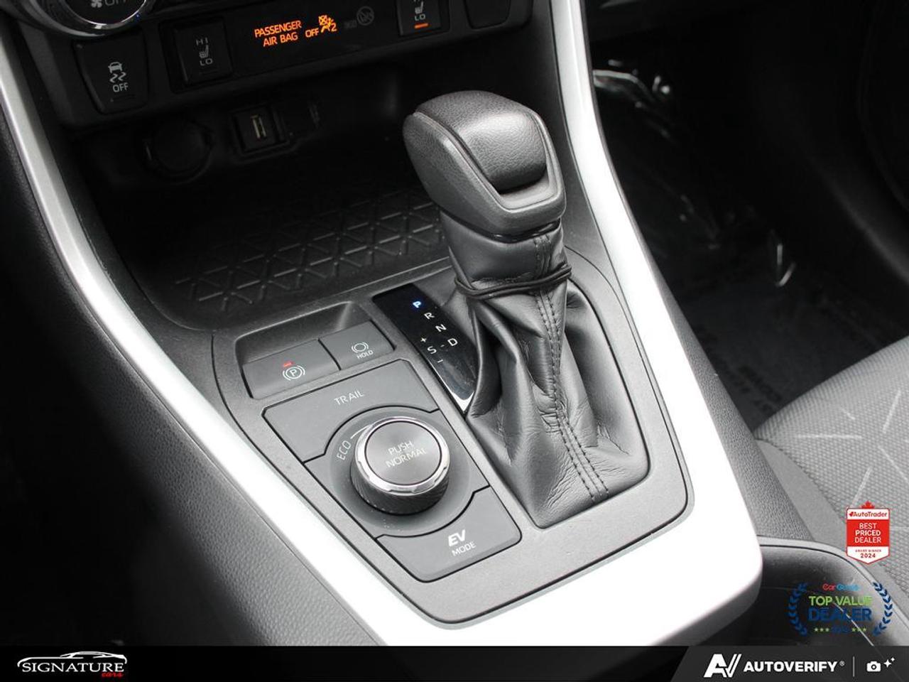 2021 Toyota RAV4 Hybrid XLE AWD No Accident Sunroof Carplay BSM Photo