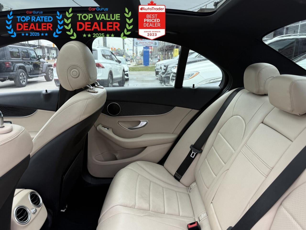 2016 Mercedes-Benz C-Class 300 //AMG PKG | PANO | NAVI | REAR CAMERA Photo