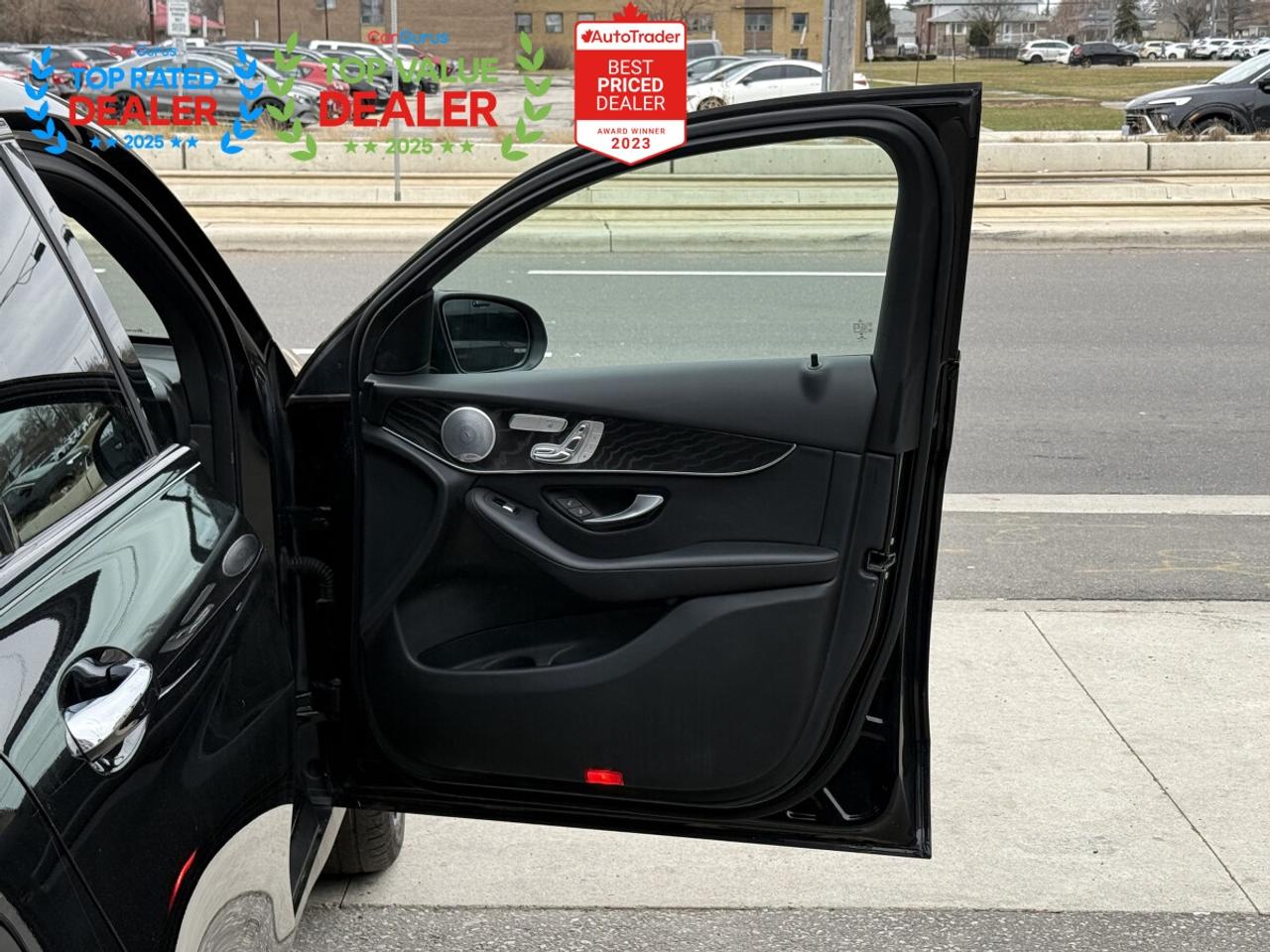 2020 Mercedes-Benz GLC-Class 300 COUPE  //AMG PKG | SUNROOF | BURMESTER | Photo