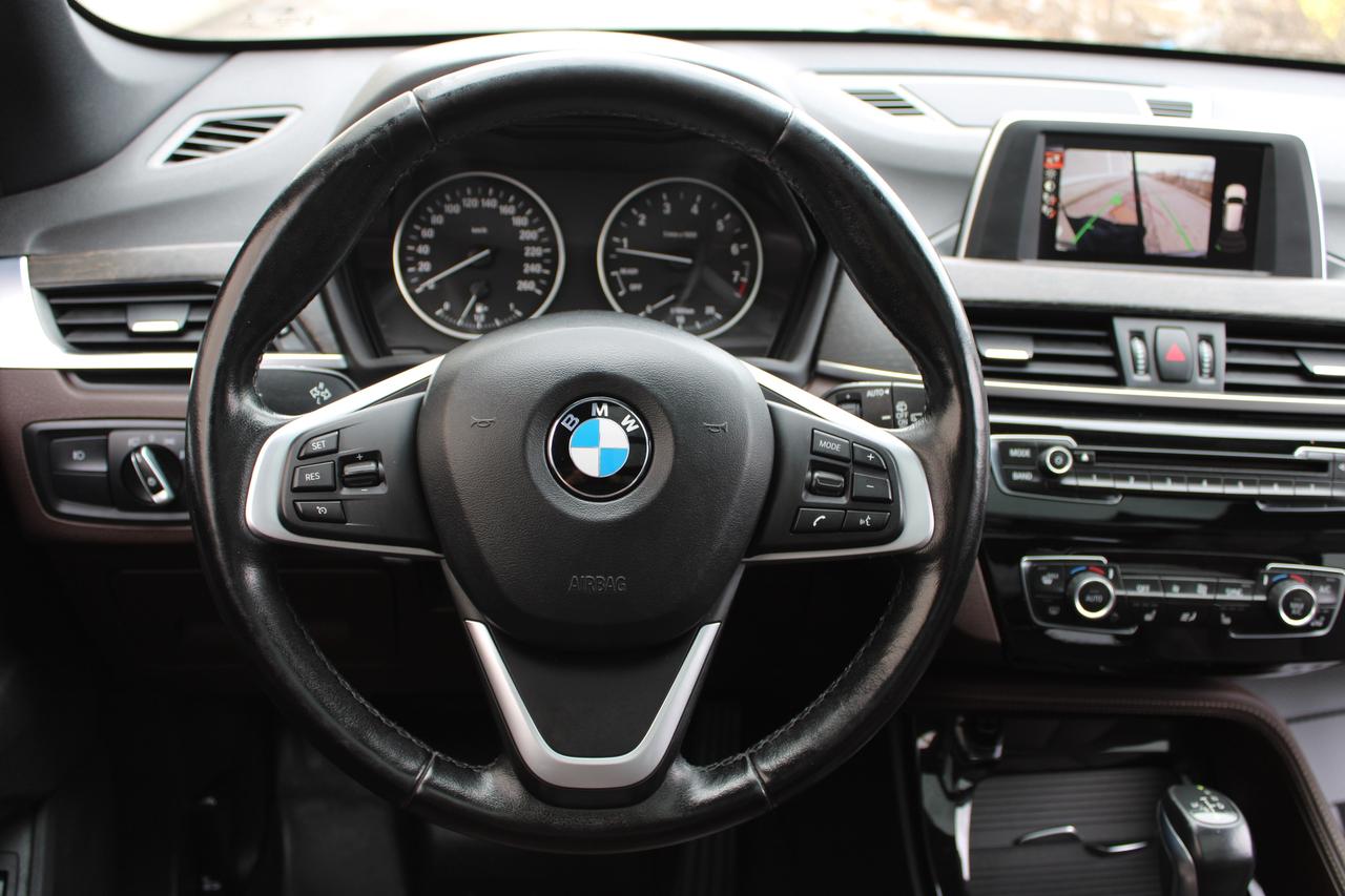 2016 BMW X1 xDrive28i Photo