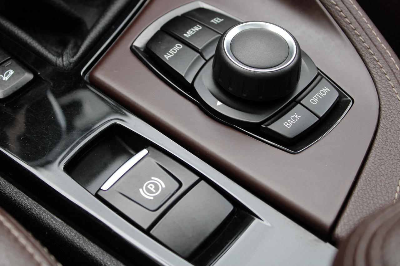 2016 BMW X1 xDrive28i Photo