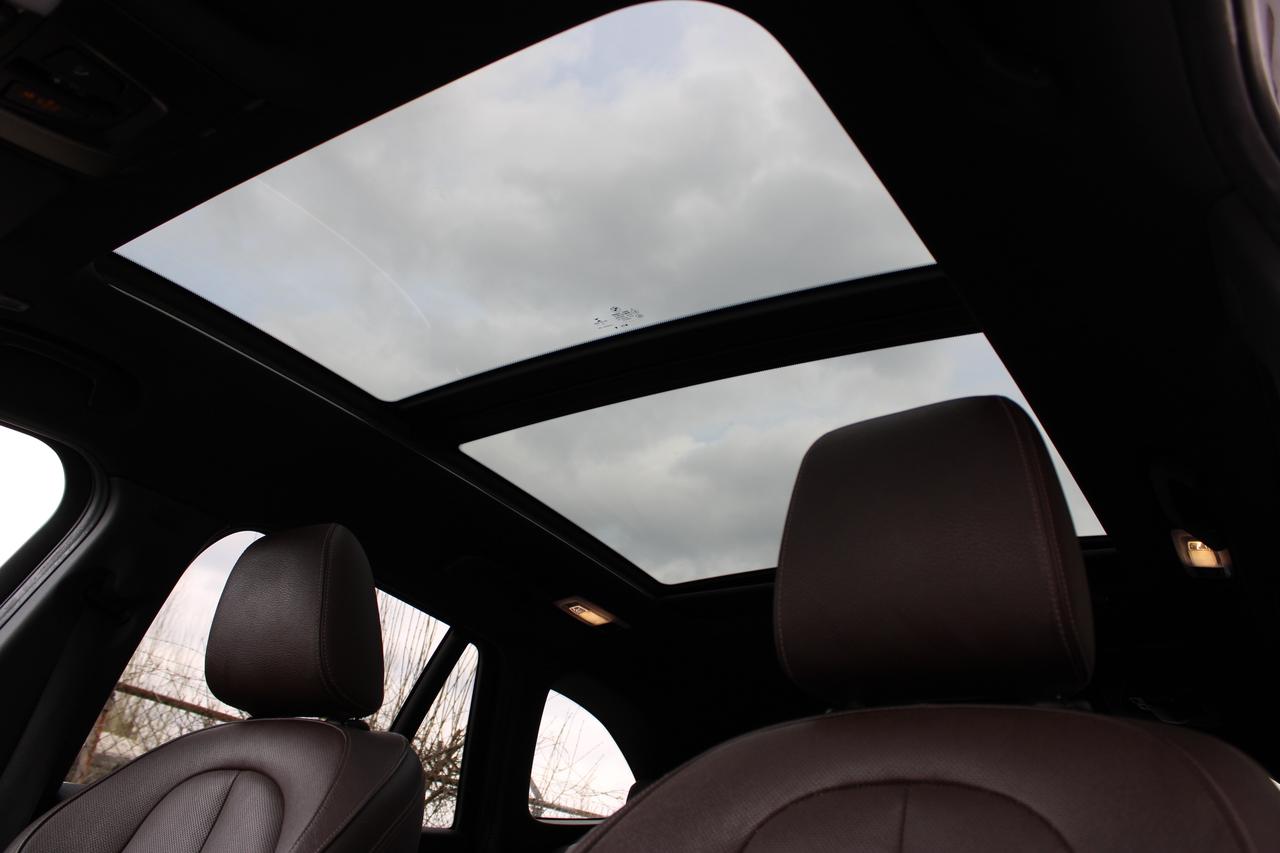 2016 BMW X1 xDrive28i Photo