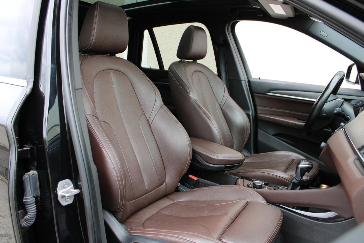 2016 BMW X1 xDrive28i Photo