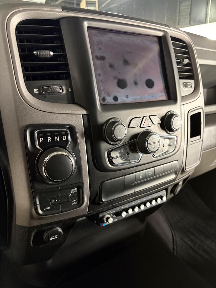 2020 RAM 1500 Classic EXPRESS Photo