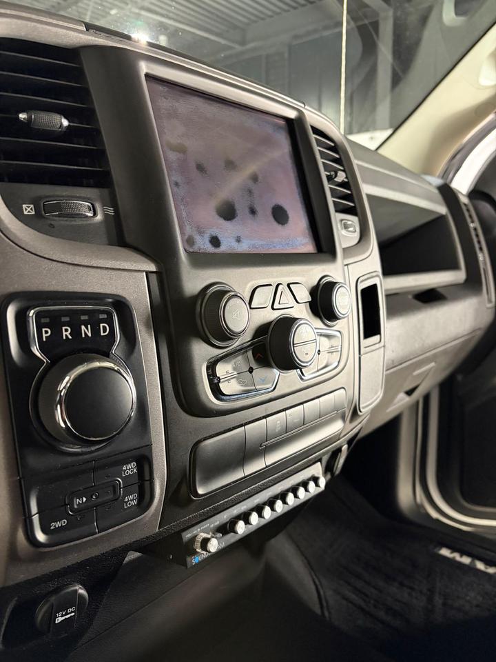 2020 RAM 1500 Classic EXPRESS Photo