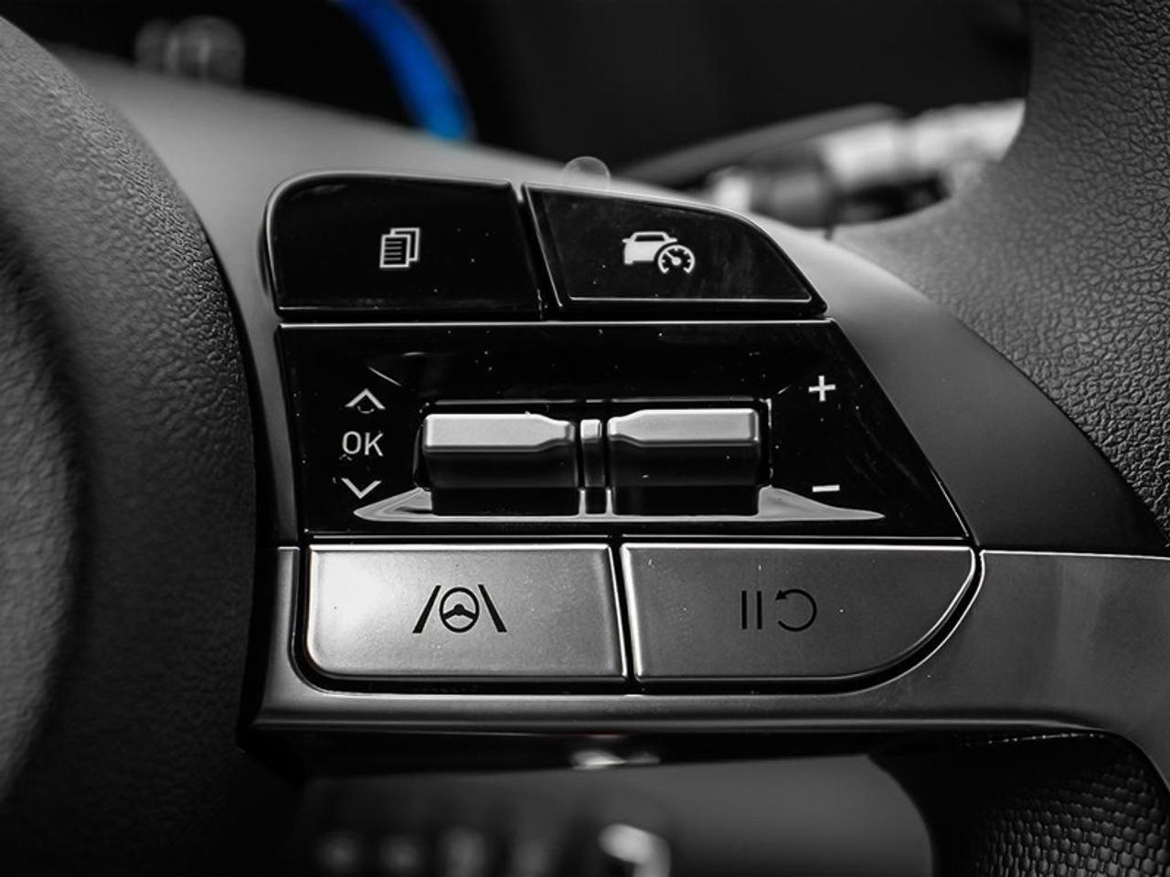 2026 Hyundai Elantra Essential  - Heated Seats - $92.30 /Wk Photo