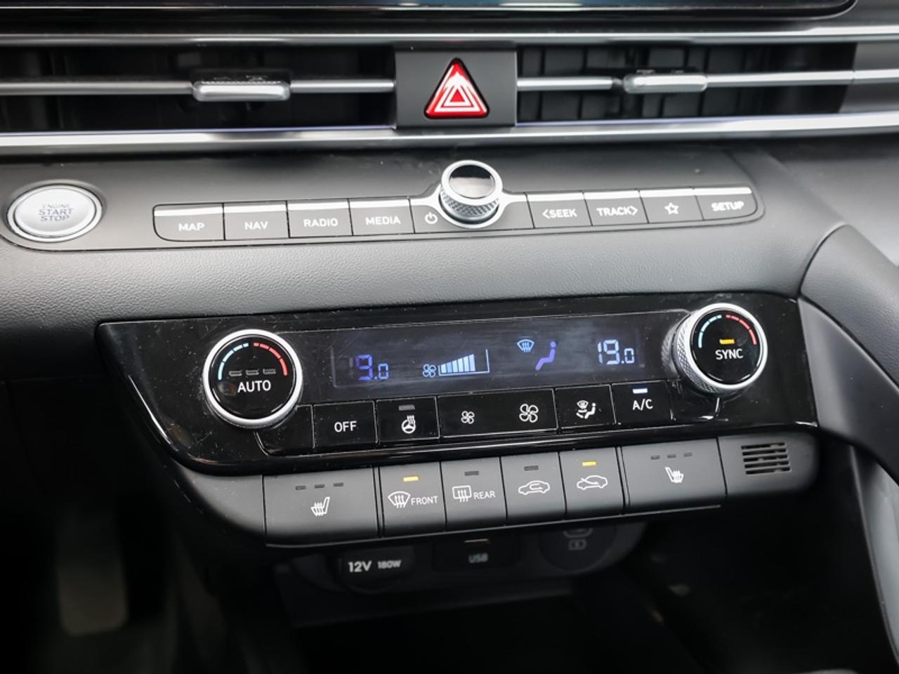 2024 Hyundai Elantra Preferred IVT  -  Heated Seats Photo