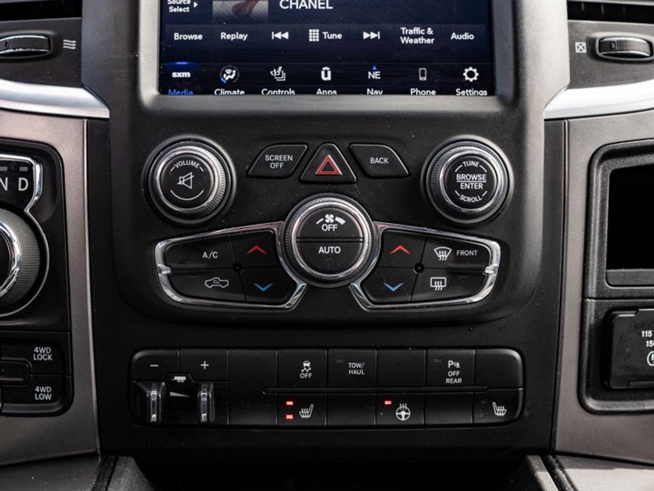 2021 RAM 1500 Classic WARLOCK Photo