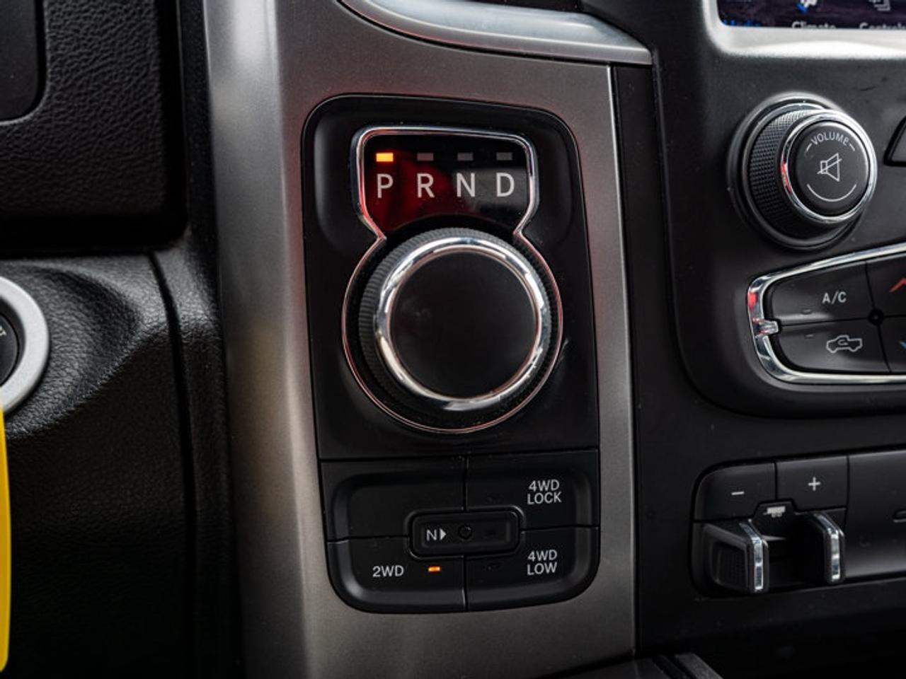 2021 RAM 1500 Classic WARLOCK Photo