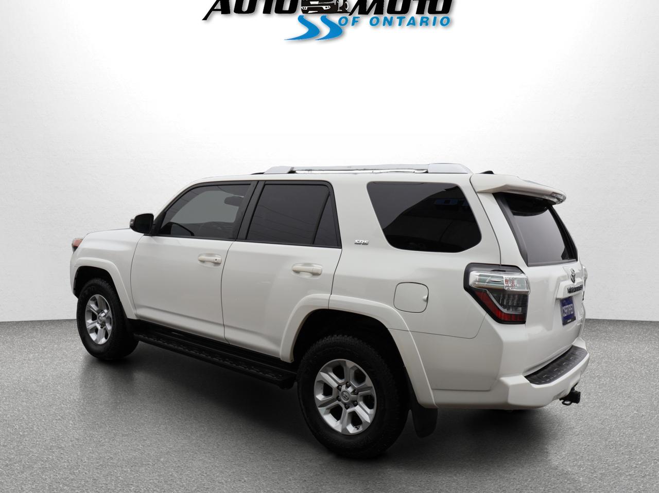 2016 Toyota 4Runner SR5-PREMIUM 4WD CERTIFIED *ACCIDENT FREE*7 SEATS* CAMERA NAV BLUETOOTH LEATHER HEATED SEATS SUNROOF CRUISE ALLOYS Photo3