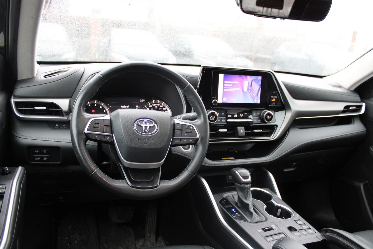 2024 Toyota Highlander XLE Photo