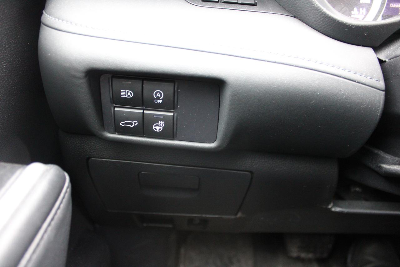 2024 Toyota Highlander XLE Photo