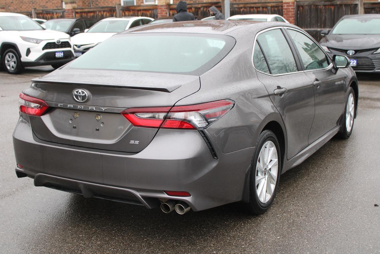 2024 Toyota Camry SE Auto Photo