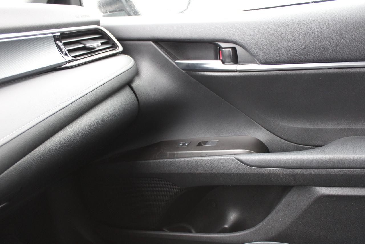 2024 Toyota Camry SE Auto Photo