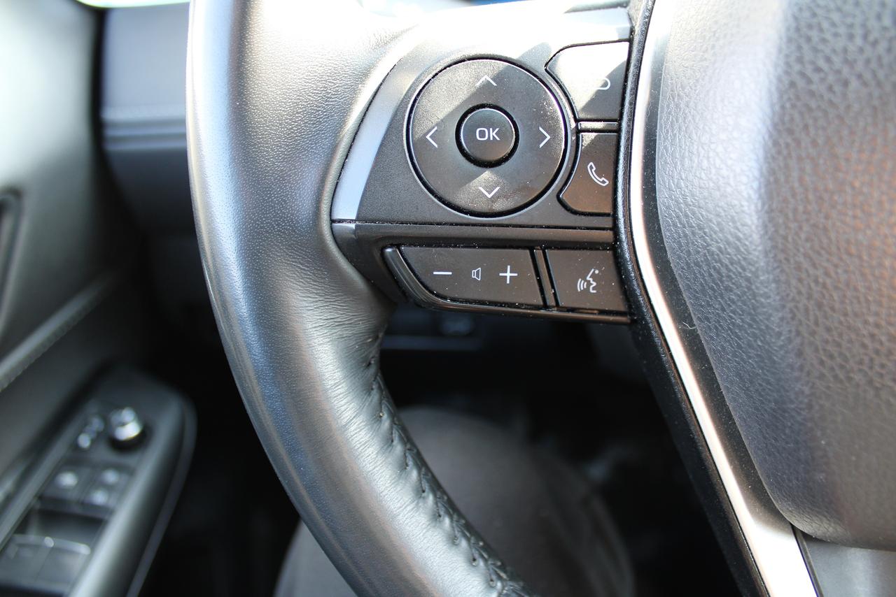 2024 Toyota Venza LE Photo