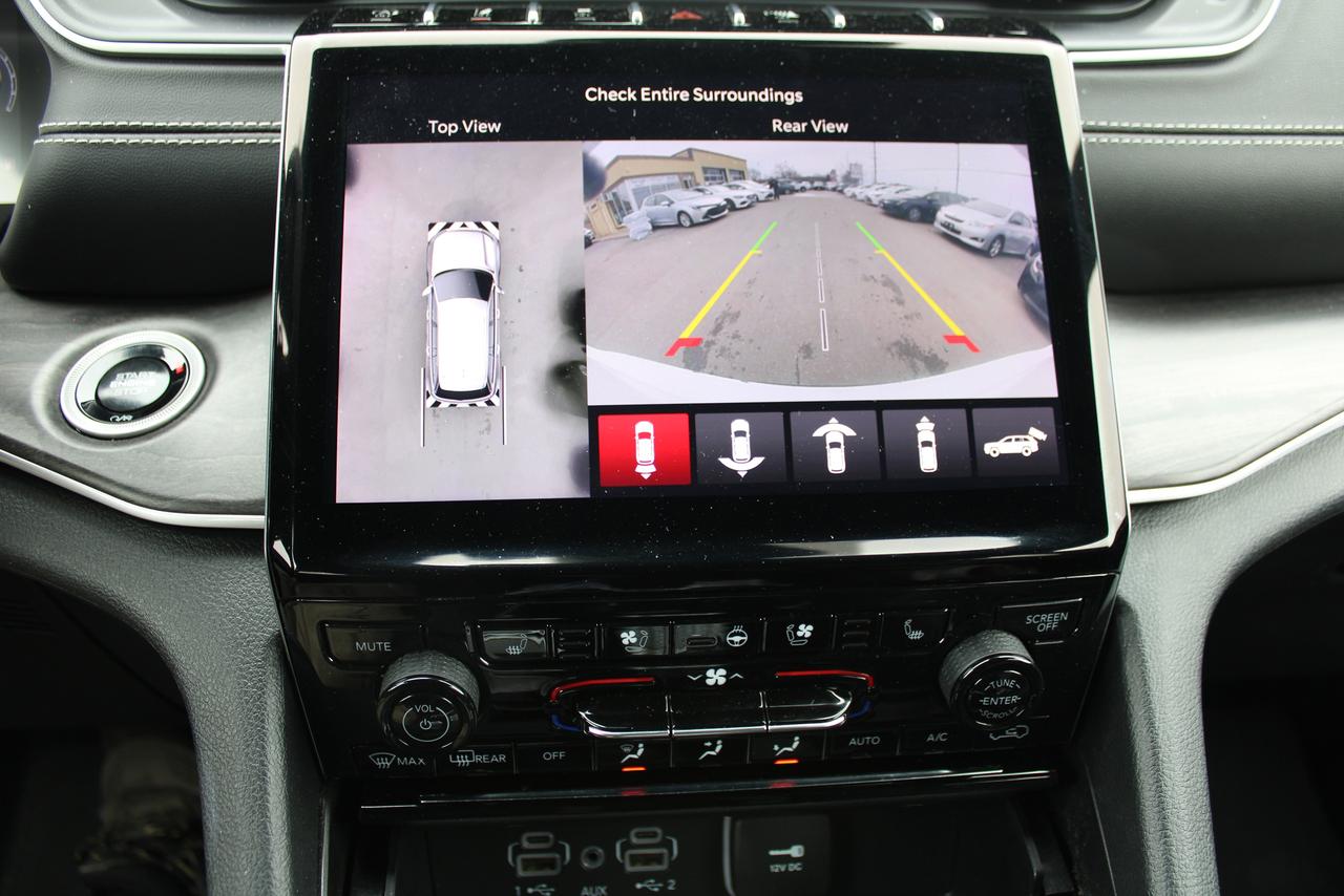 2024 Jeep Grand Cherokee Limited 4x4 6 Passenger Photo