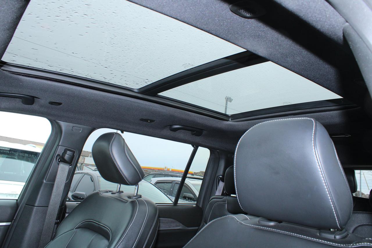 2024 Jeep Grand Cherokee Limited 4x4 6 Passenger Photo