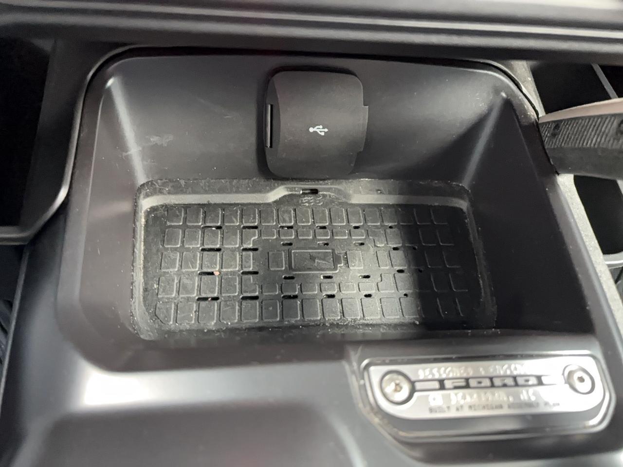 2024 Ford Bronco LOCAL TRADE! HIGH PACKAGE! HARD TOP! HEATED WHEEL! Photo