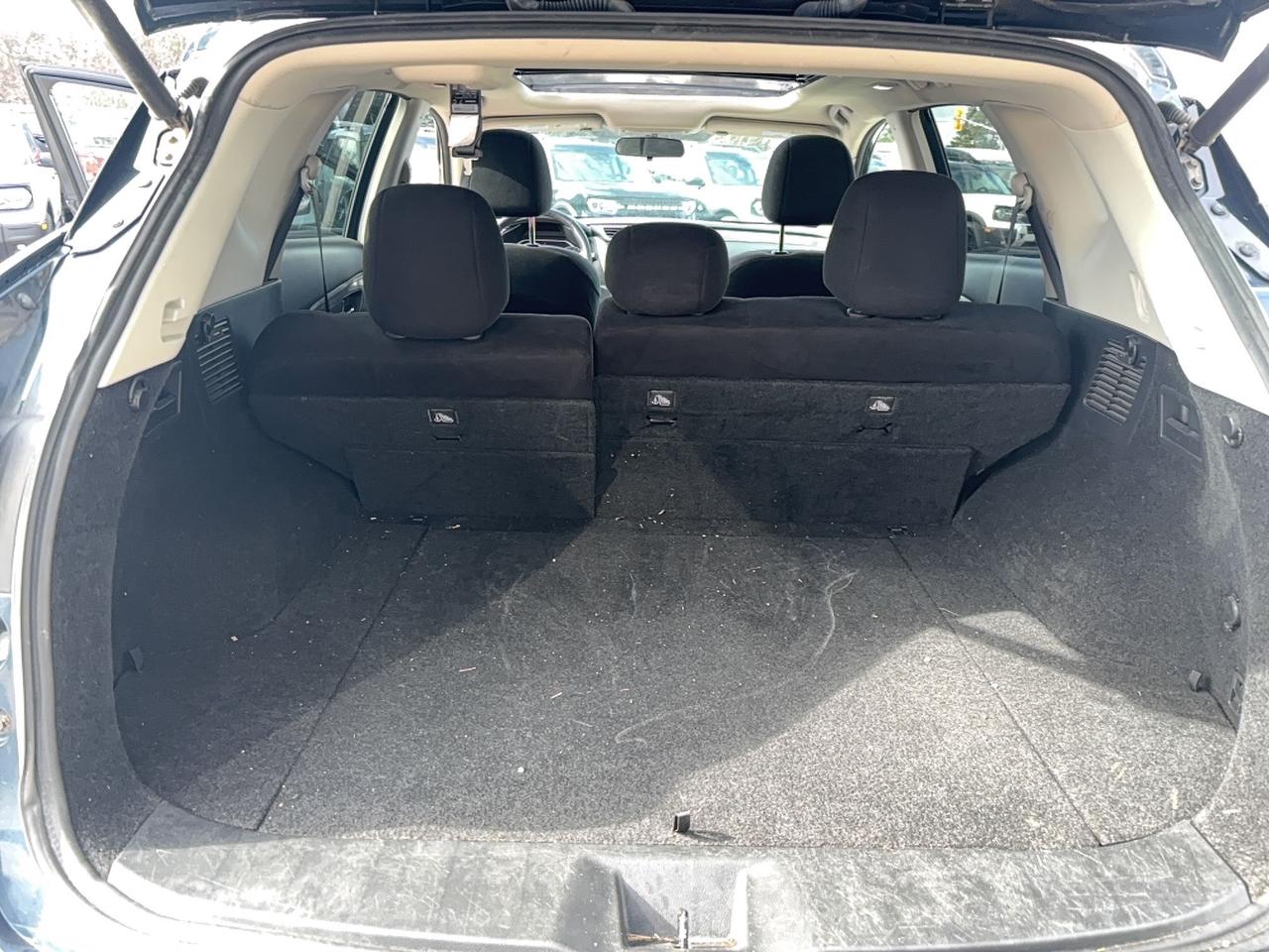 2018 Nissan Murano SV, AWD. MOONROOF, LARGE SCREEN AS TRADED! Photo