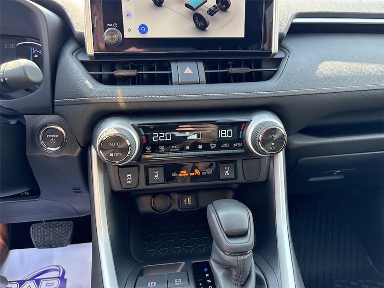 2025 Toyota RAV4 Hybrid XLE  - Sunroof -  Power Liftgate Photo