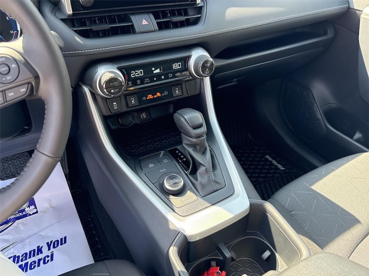 2025 Toyota RAV4 Hybrid XLE  - Sunroof -  Power Liftgate Photo