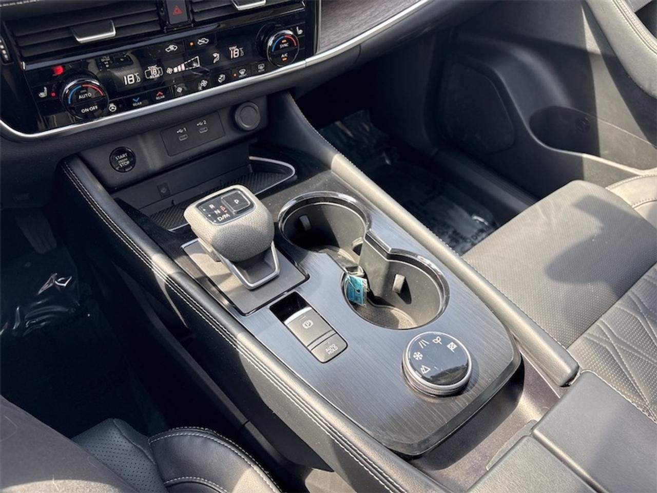 2024 Nissan Rogue Platinum  - HUD -  Leather Seats Photo