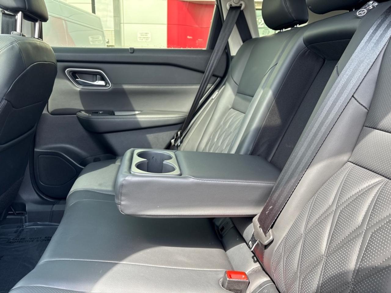 2024 Nissan Rogue Platinum  - HUD -  Leather Seats Photo