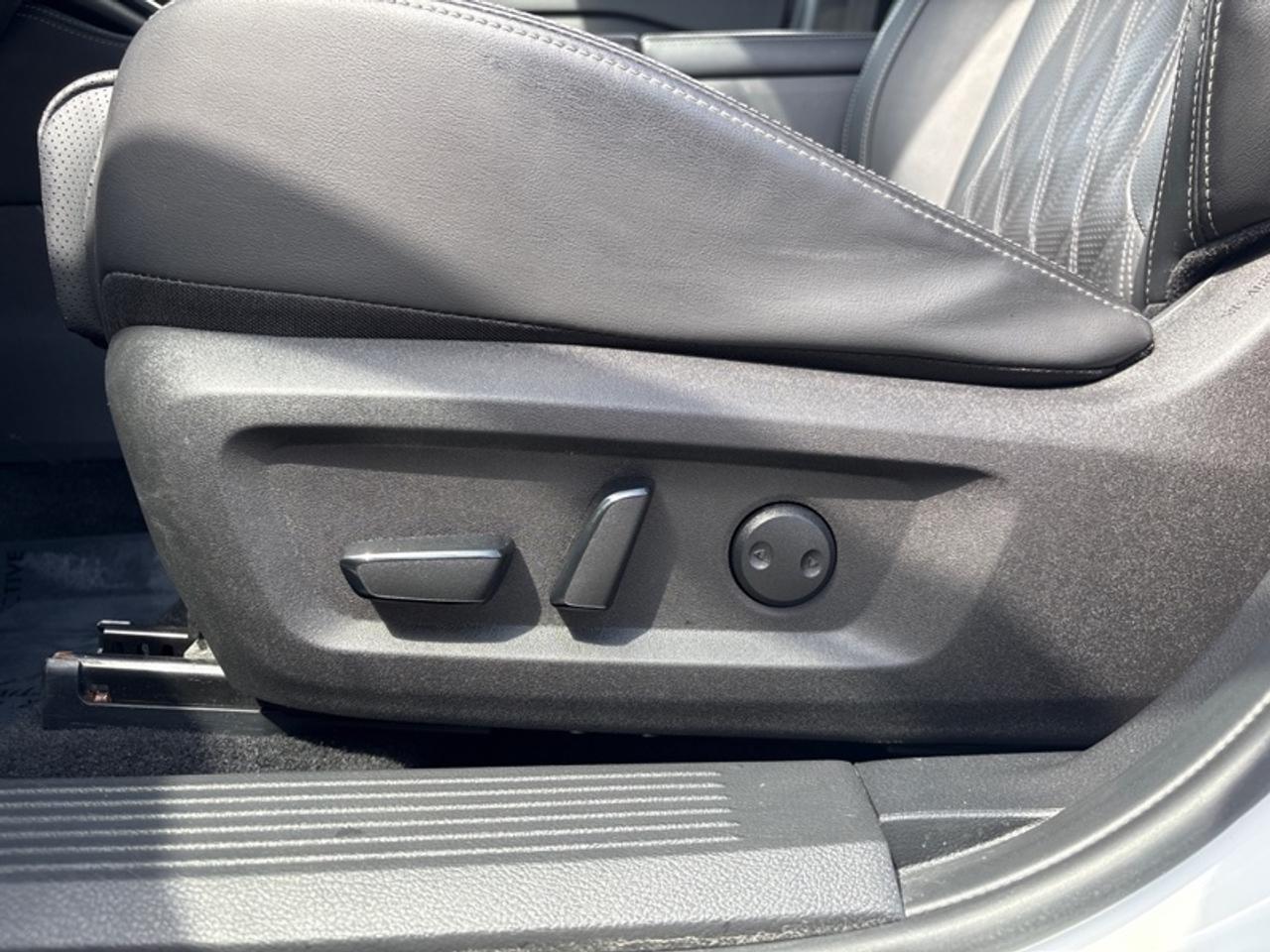 2024 Nissan Rogue Platinum  - HUD -  Leather Seats Photo