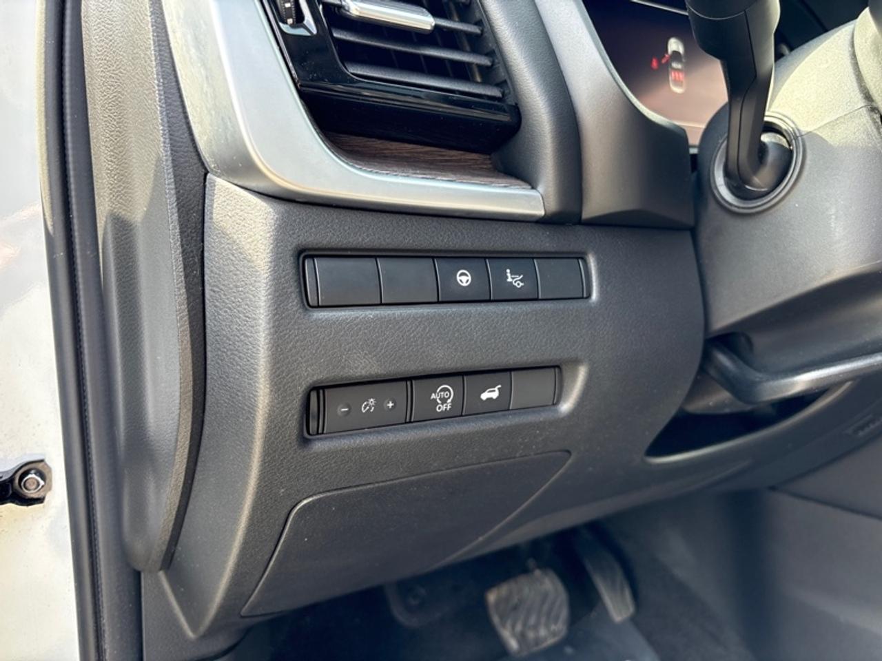 2024 Nissan Rogue Platinum  - HUD -  Leather Seats Photo