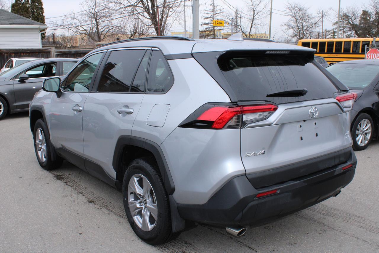2025 Toyota RAV4 XLE AWD Photo