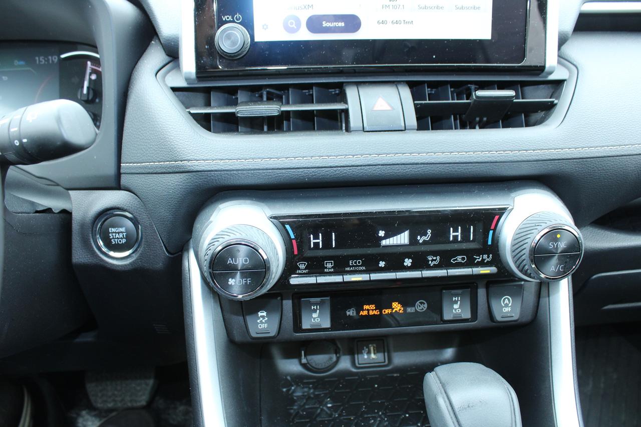 2025 Toyota RAV4 XLE AWD Photo