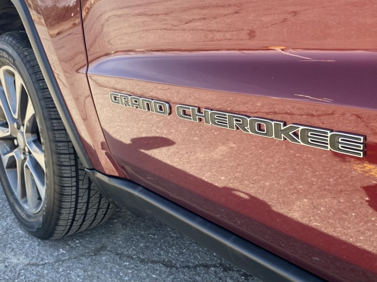 2018 Jeep Grand Cherokee Limited  - Leather Seats Photo