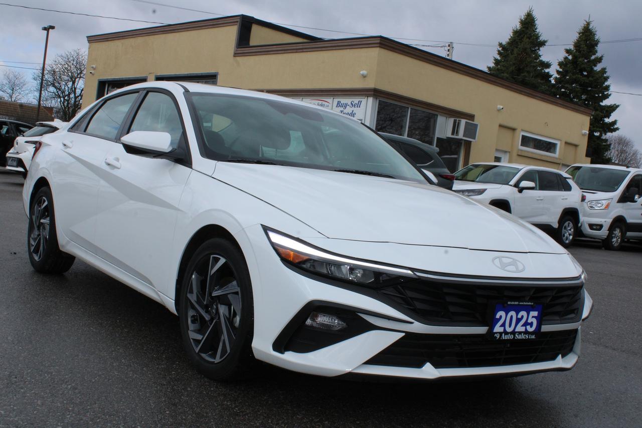 2025 Hyundai Elantra Preferred IVT w/Tech Pkg Photo4
