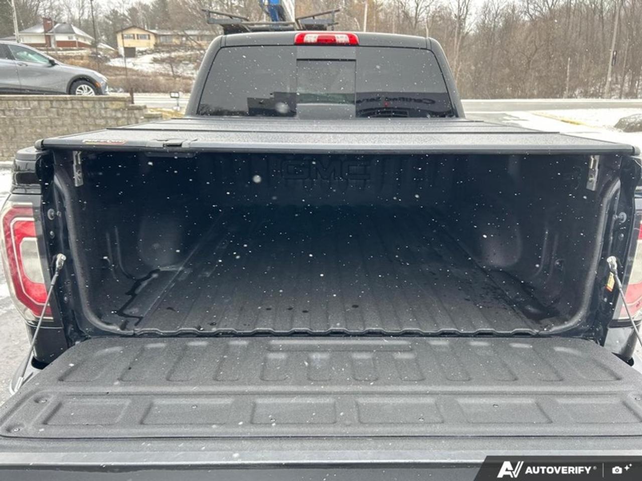 2016 GMC Sierra 1500 SLT  - Leather Seats -  Heated Seats Photo