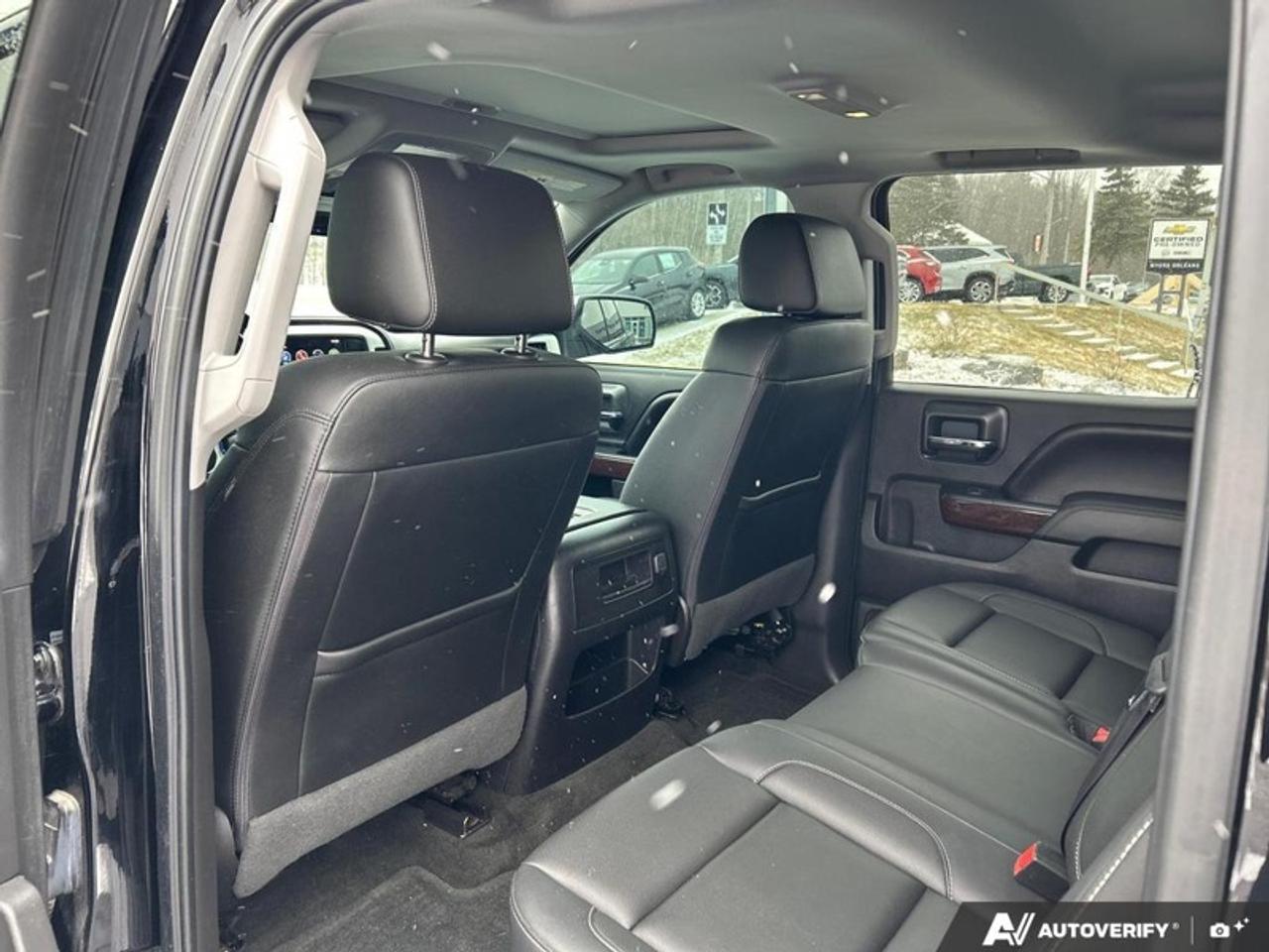 2016 GMC Sierra 1500 SLT  - Leather Seats -  Heated Seats Photo