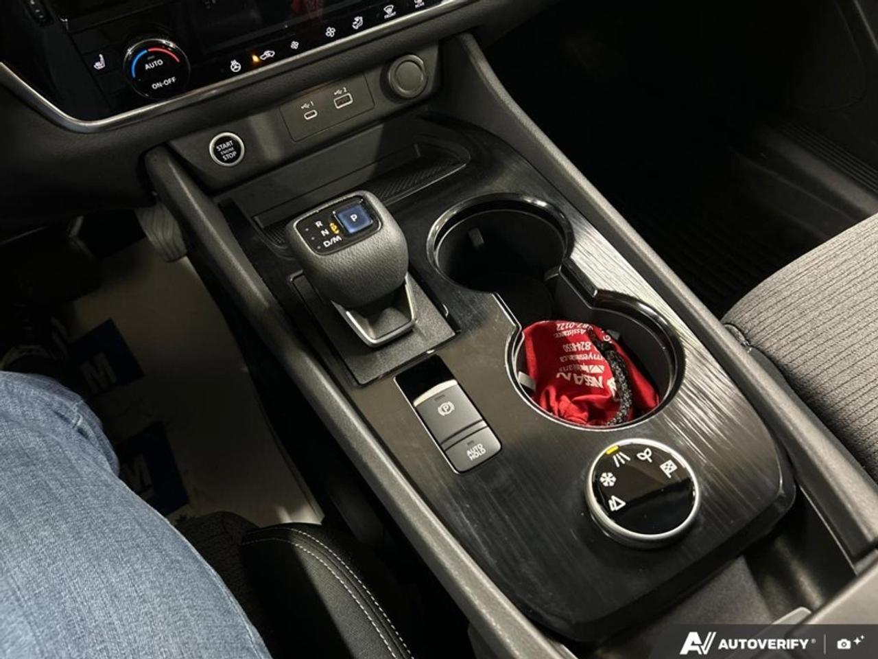 2021 Nissan Rogue SV  - Sunroof -  Heated Seats Photo