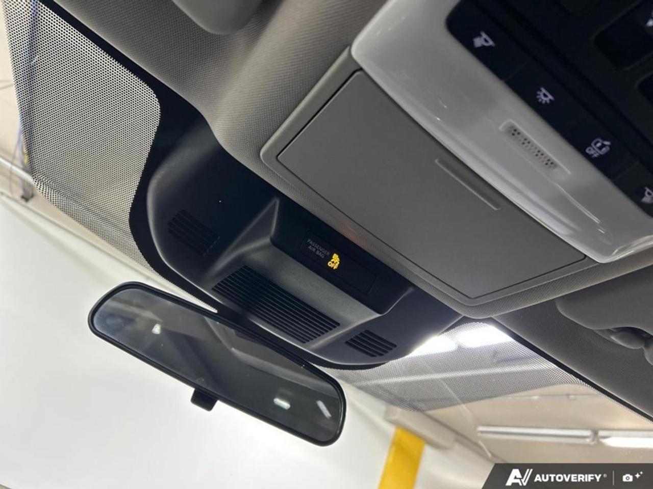 2021 Nissan Rogue SV  - Sunroof -  Heated Seats Photo