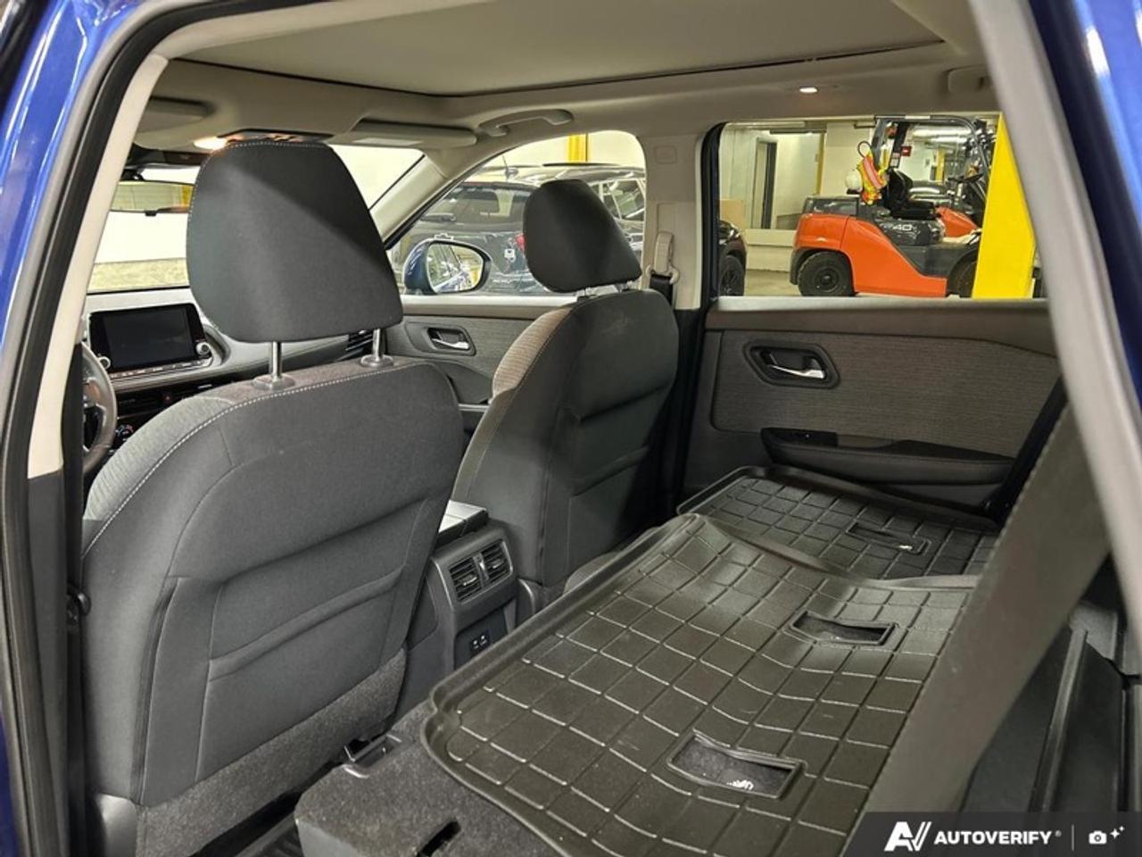 2021 Nissan Rogue SV  - Sunroof -  Heated Seats Photo