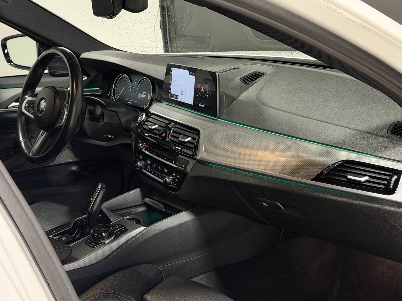 2017 BMW 5 Series 530i xDrive MSPORT|NOACCIDENT|LEATHER|SUNROOF Photo