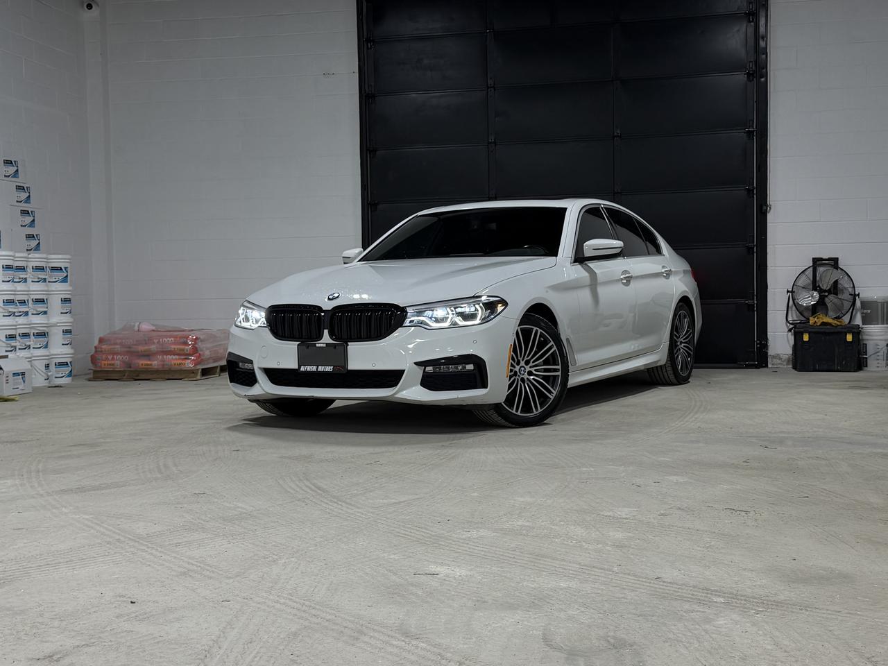 2017 BMW 5 Series 530i xDrive MSPORT|NOACCIDENT|LEATHER|SUNROOF Photo