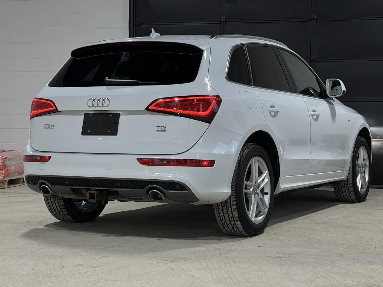 2014 Audi Q5 3.0L TDI Technik DIESEL|SLINE|LEATHER Photo2
