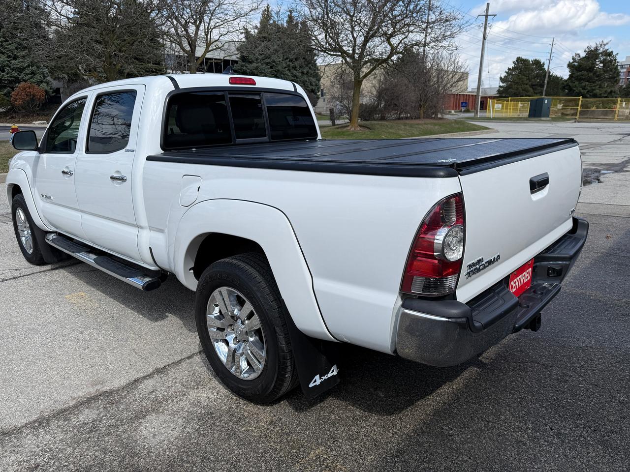 2014 Toyota Tacoma AWD V6 LIMITED,NAV,LEATHER,SUNROOF,MINT,CERTIFIED! Photo
