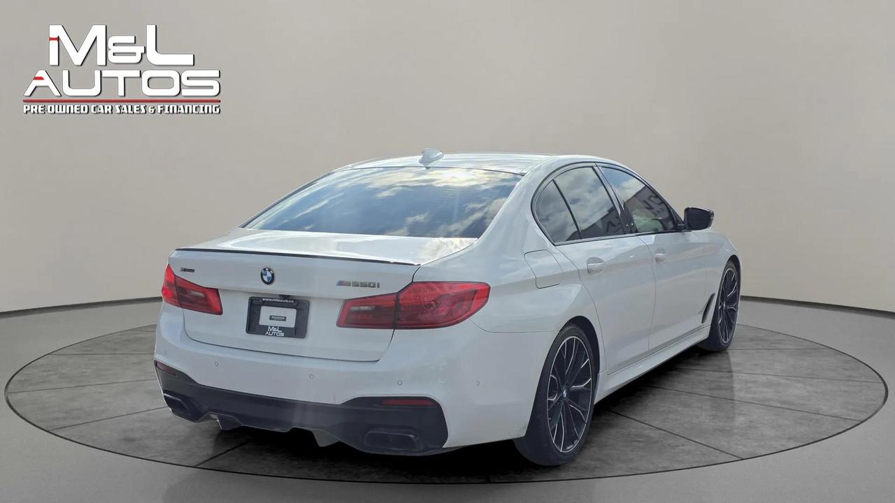 2019 BMW 5 Series M550i xDrive Sedan Photo4