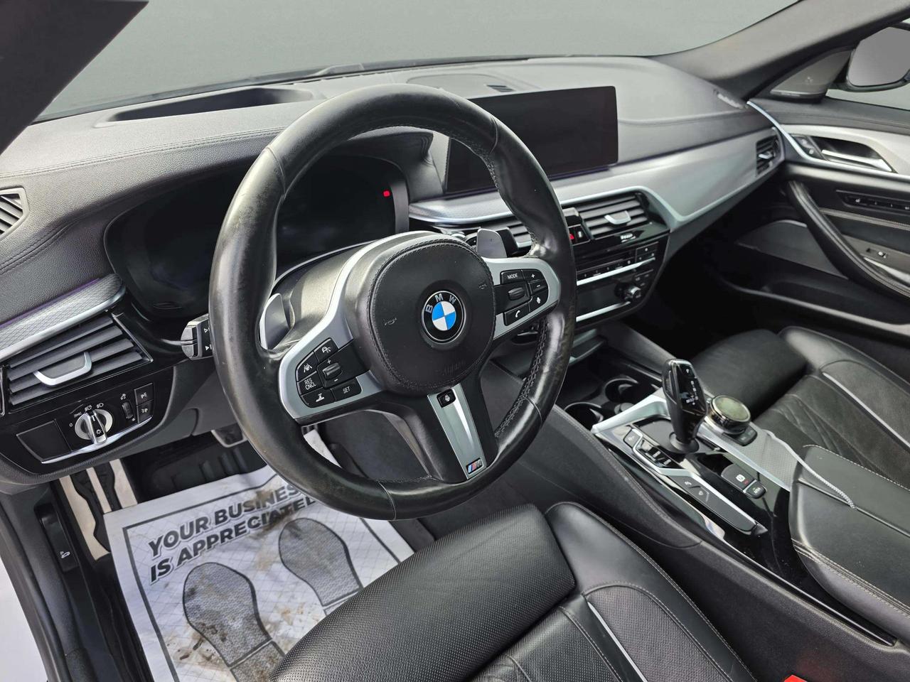 2019 BMW 5 Series M550i xDrive Sedan Photo