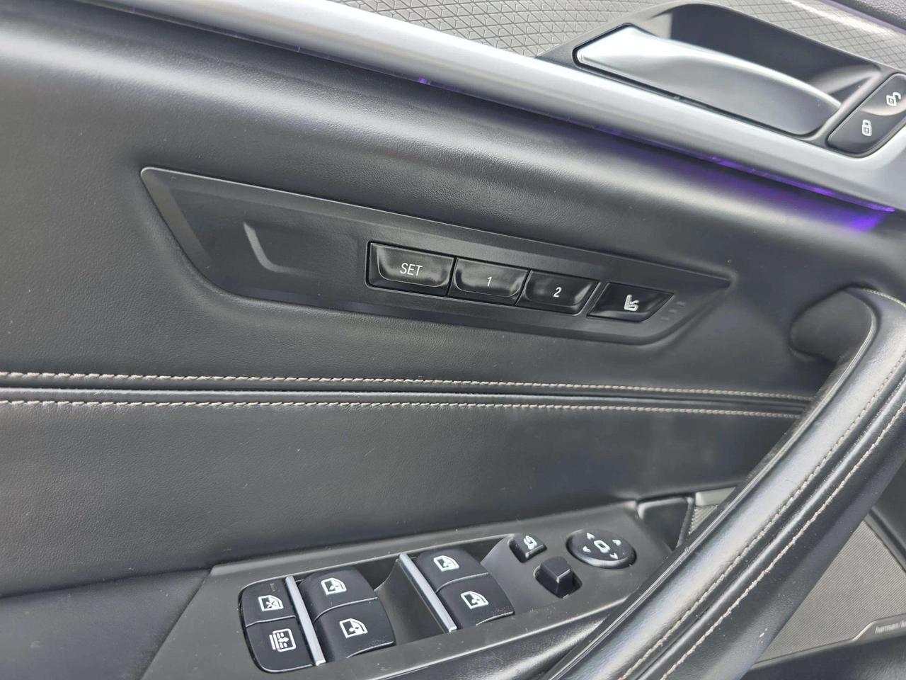 2019 BMW 5 Series M550i xDrive Sedan Photo