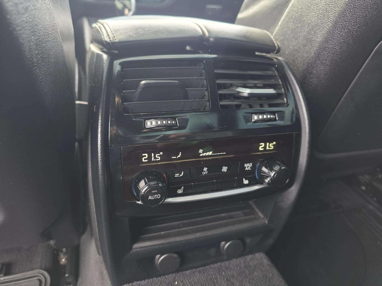 2019 BMW 5 Series M550i xDrive Sedan Photo